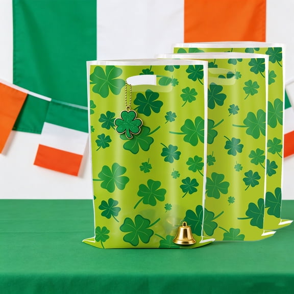 Kumdkd St. Patrick's Day Gift Bags - Pack of 10 Green Shamrock Treat Bags 9.8x6.7in, Plastic Party Favor Bags for Candy, Goodies, Holiday Gift Packaging & Party Decorations