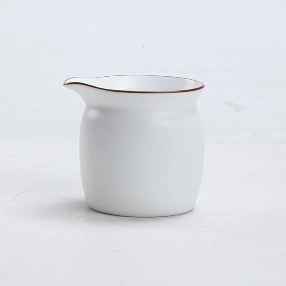 Kung Fu Tea Set Accessories Simple And Elegant Tea Cup Matte Finish Fat White Ceramic Fair Cup Cha Hai Tea Dispenser