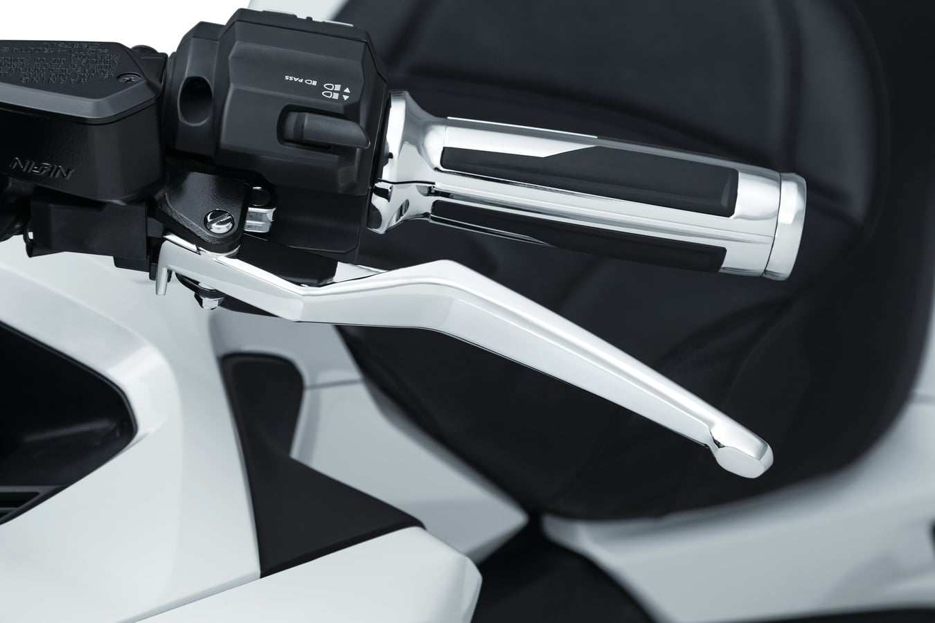 Kuryakyn 6776 Motorcycle Accent Accessory Omni Levers for 201819