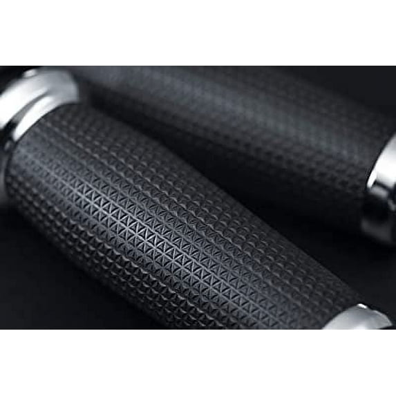 Kuryakyn Thresher Handlebar Grips For Throttle And Clutch: Kawasaki, Suzuki, Victory & Yamaha Motorcycles, Chrome, 1 Pair 5946