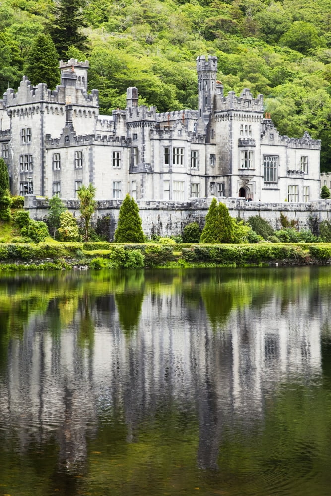 Kylemore abbeyCounty galway ireland Canvas Art - Peter Zoeller Design Pics (12 x 18)