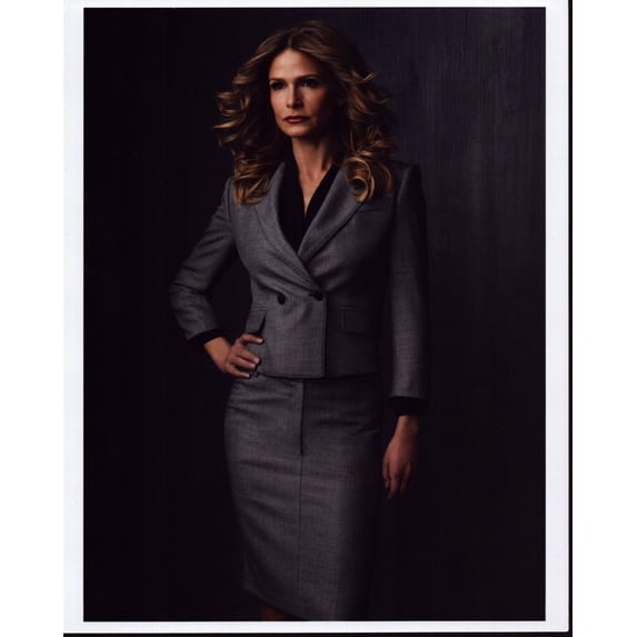 Kyra Sedgwick In Gray Suit With Hand On Hip Photo Print (16 x 20) - Item # MVM55784