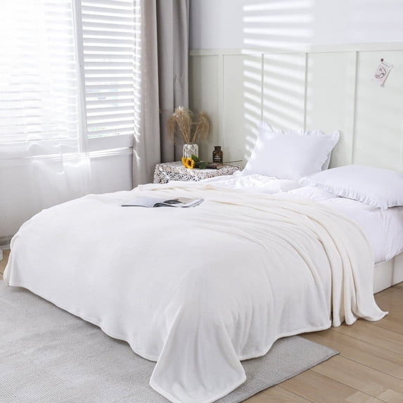 Kyusrd Super Soft Warm Solid Warm Fleece Blanket Throw Rug Sofa Bedding 50x70cm