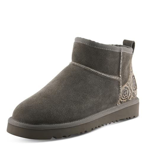 L'Artiste BRANDAI Shearling-Lined Ankle Boot – Embossed Leather & Suede Slip-On with Whipstitch Detail