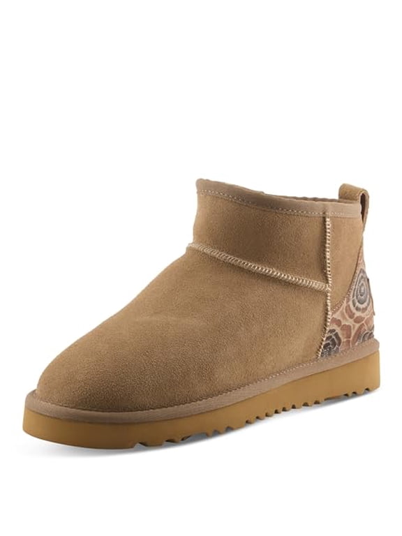 L'Artiste BRANDAI Shearling-Lined Ankle Boot – Embossed Leather & Suede Slip-On with Whipstitch Detail
