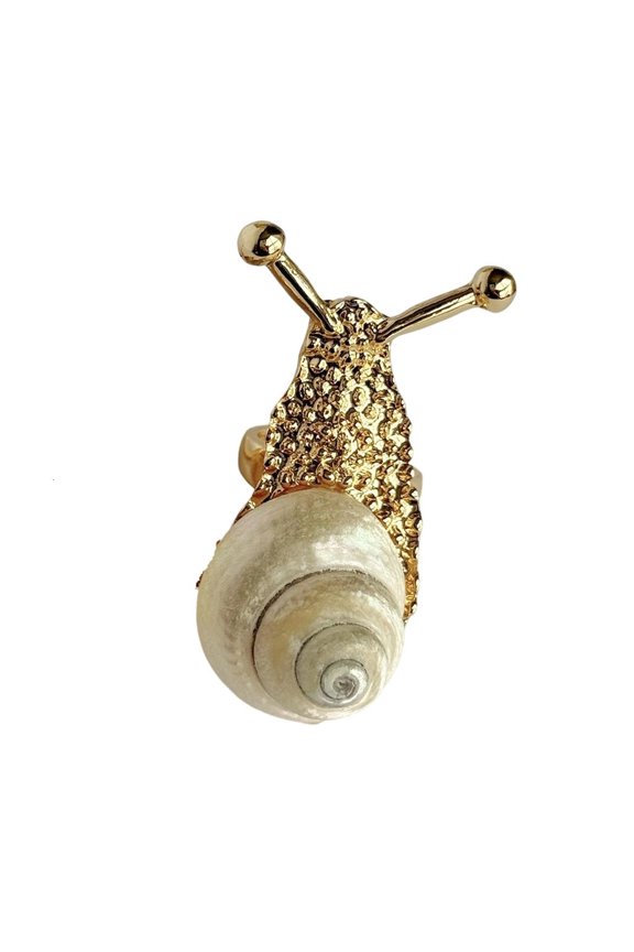 Resort Styles Oversized Snail Rings Fashionable Shell Jewelry for Vacation and Casual Outfit