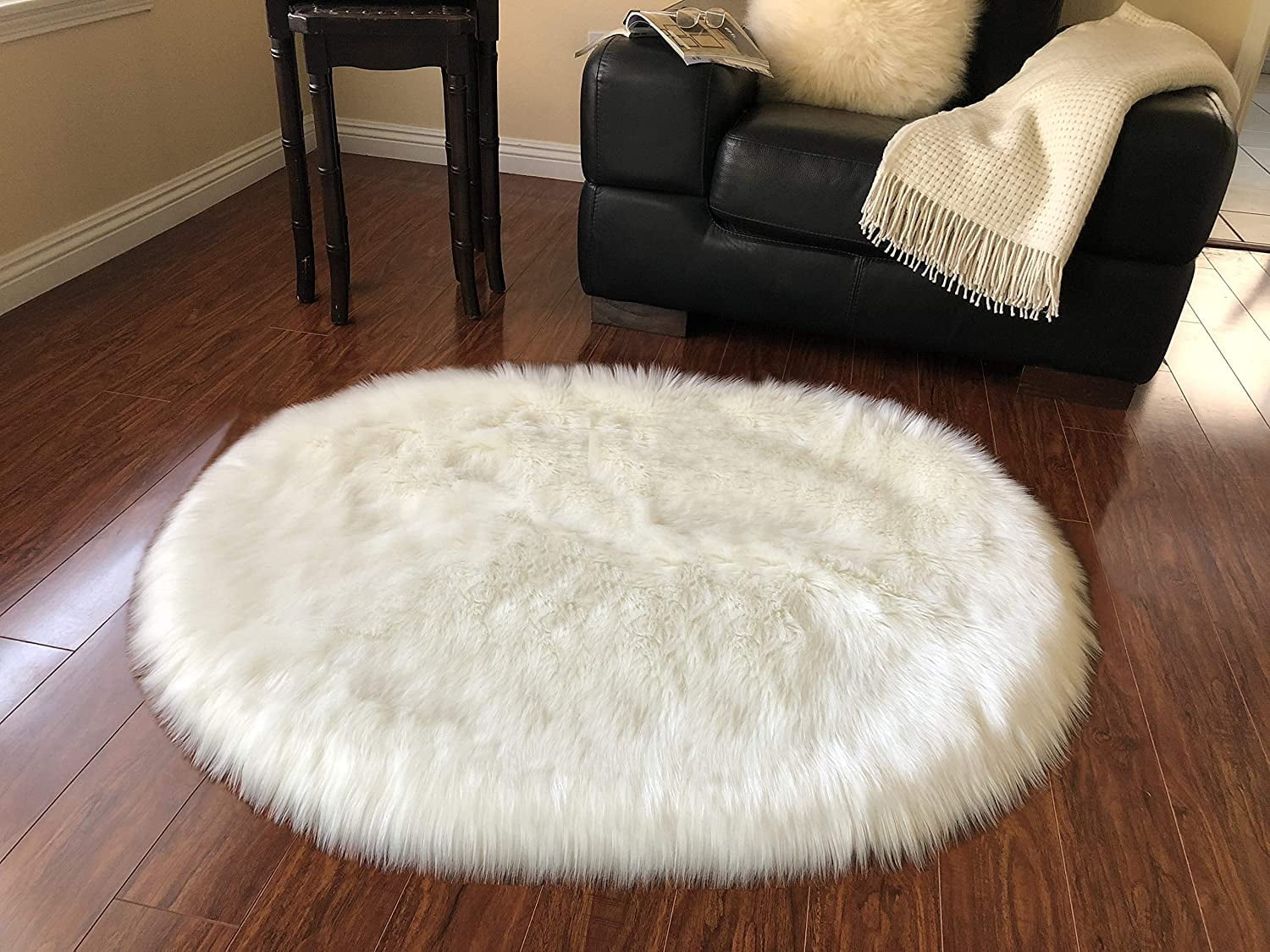 LAMBZY Faux Sheepskin Hypoallergenic Oval Silky Shag Rug, Luxury Shaggy