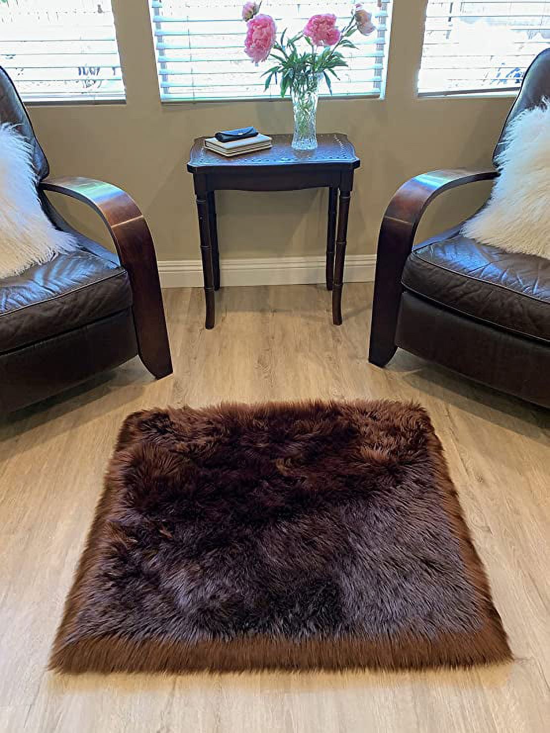 LAMBZY Faux Sheepskin Super Soft Hypoallergenic Silky Square Shag Rug