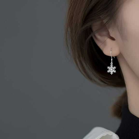 LANpengDZ Snowflake Dangle Earrings Sparkling Winter Jewelry Romantic Gifts for Women Wife Valentine's Day Present Holiday Anniversary