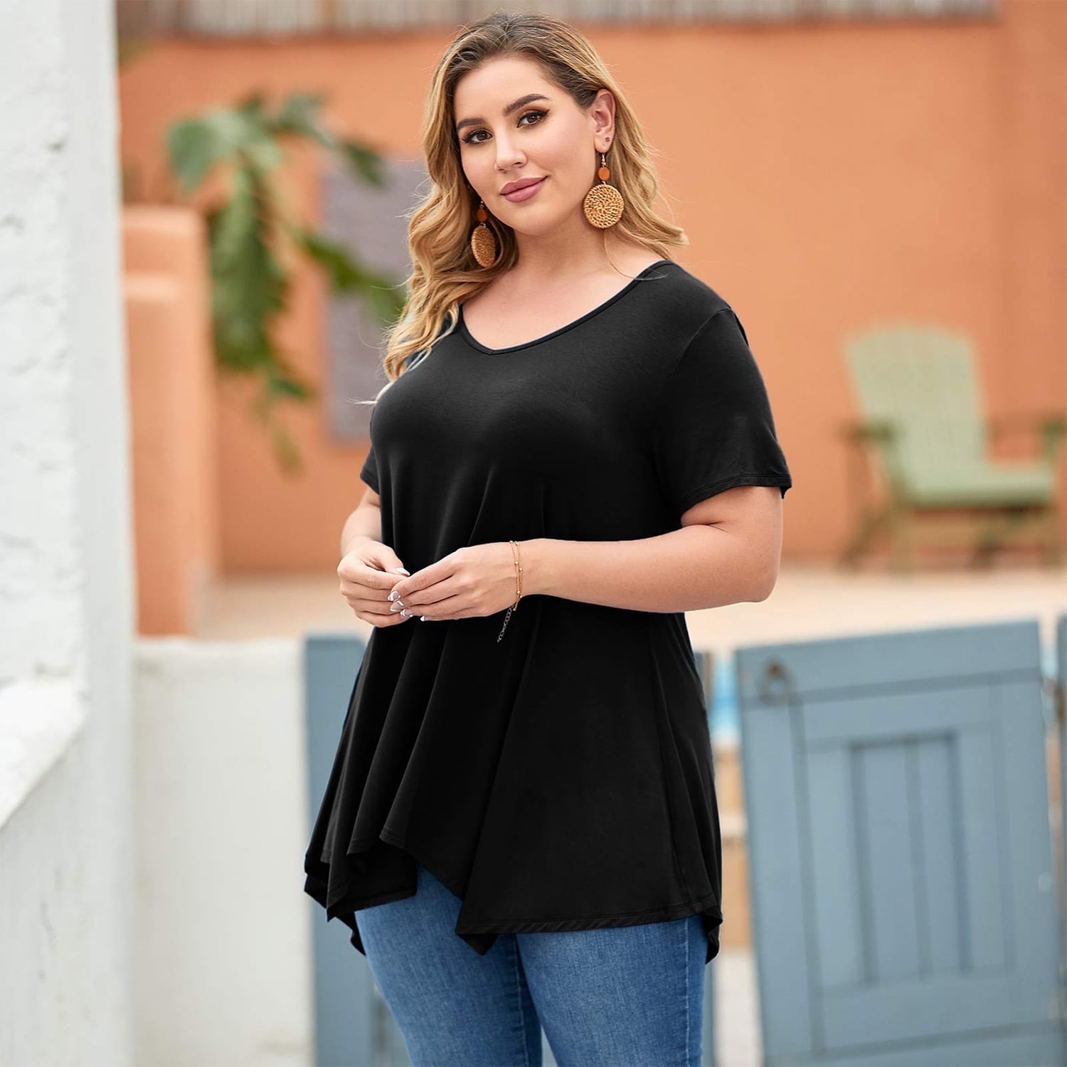 Plus Size Casual A-Line Short Sleeves V-Neck Solid Relaxed Fit Tunic Tee Top$10.50Each
