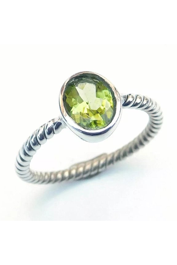 - 925 Silver Peridot Ring Handmade Oval Green Gemstone, Minimalist Twisted Rope Band Jewelry Gift