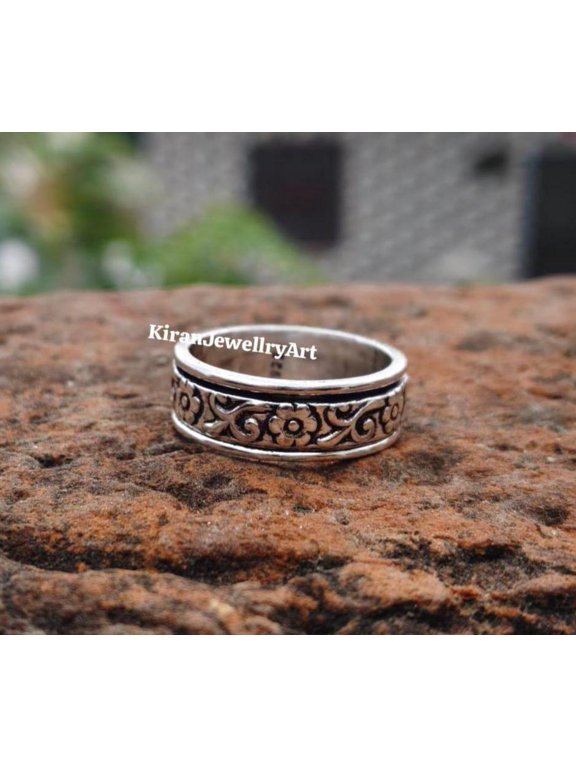 Boho Artisan Silver Spinner Ring With Textured Thumb Band, Open Statement Jewelry For Women Everyday Wear