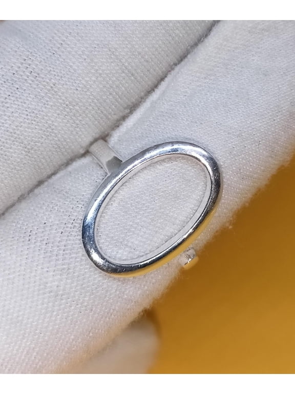 Elegant Minimalist Open Oval Silver Ring, Handmade Boho Stackable Fashion Ring for Everyday Wear Look