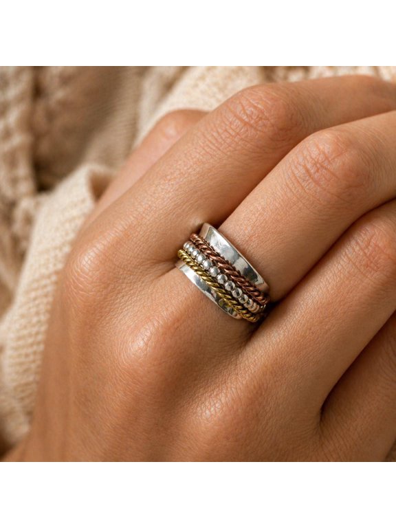 Elegant Silver Spinner Ring With Smooth Rotating Band, Modern Fidget Style Jewelry For Women Everyday Wear