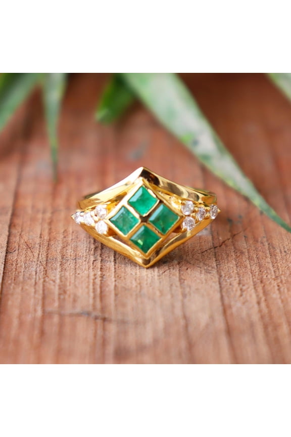 - Emerald Gemstone Ring - Gold Plated 925 Sterling Silver Boho Statement Jewelry Piece with Healing Crystal Energy
