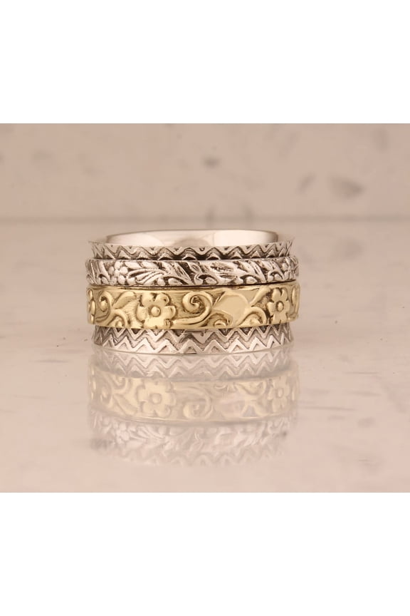 Flower Engraved Spinner Ring – Handmade 925 Sterling Silver Fidget Ring, Two-Tone Meditation Ring for Anxiety Relief, Floral Mixed Metal Spinning Band for Women & Men