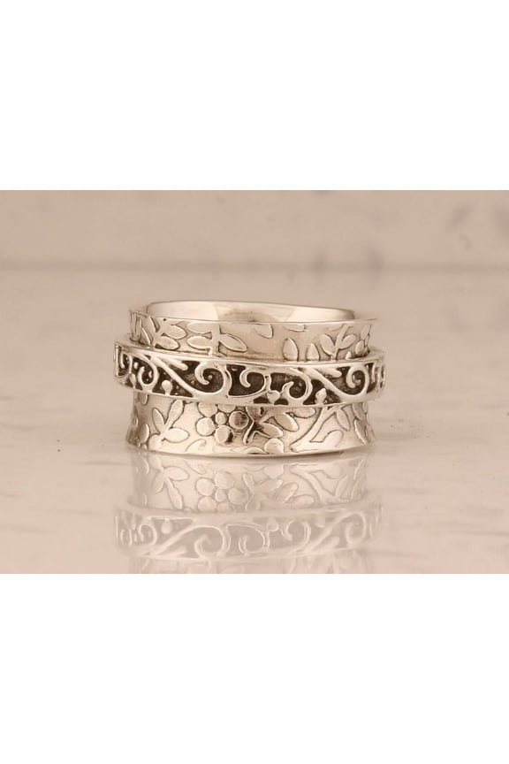 Handmade 925 Sterling Silver Leaf Ring – Engraved Boho Statement Ring for Women, Minimalist Band, Unique Gift for Her