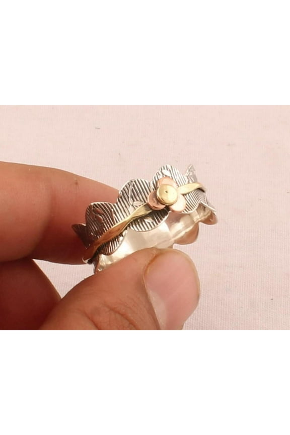 Handmade Wave Boho Spinner Ring – 925 Sterling Silver Hammered Flower Band, Fidget Anxiety Ring for Women, Stress Relief Meditation Ring, Gift for Her