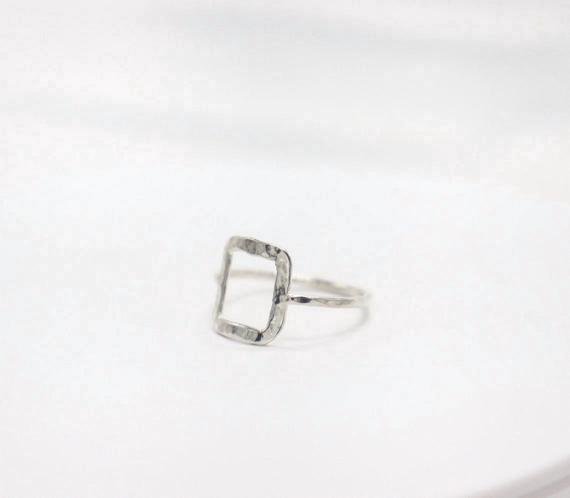 LD DESIGNS Open Rectangle Ring, Geometric Hammered Open Band ...