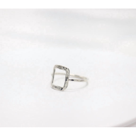 LD DESIGNS- Open Rectangle Ring - Minimalist Jewelry with Hammered Ring Finish | Contemporary Style, Dainty Band & Geometric Design Gift