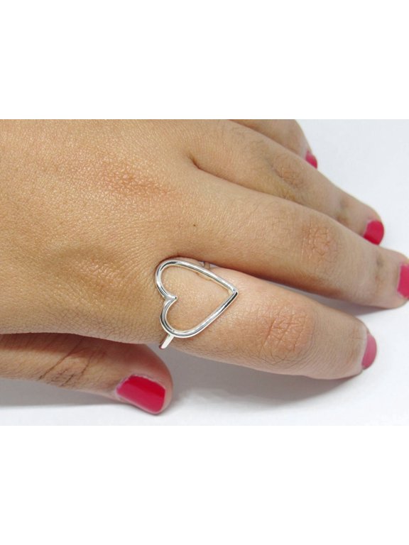 Silver Heart Ring Minimalist Wire Love Band, Stackable Dainty Silver Ring for Women Everyday Casual Style