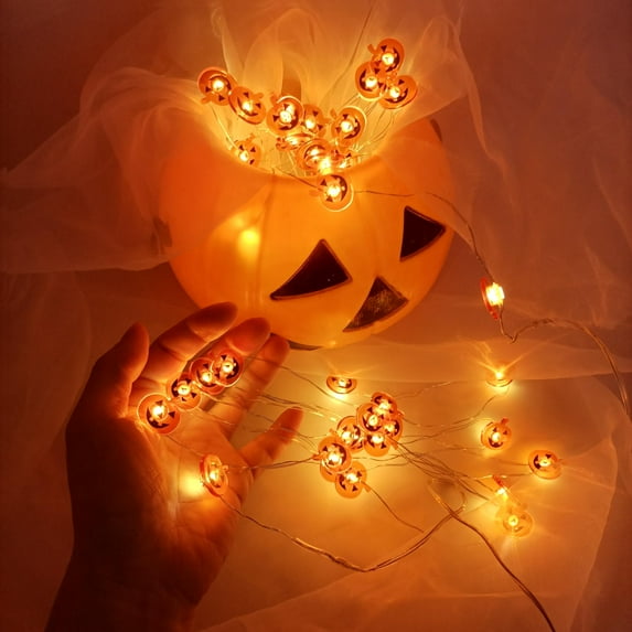 LED Halloween String Lights Battery Operated 4 Pack, 6.5ft 20 LED Skull shape Lights Copper wire Lights for Halloween Party Centerpiece Table Decorations DIY