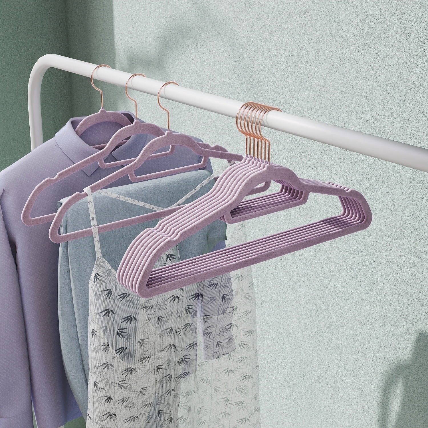 LEDREM 50-Pack Velvet Hangers, Non-Slip Clothes Hangers with 360° Swivel Hooks, Slim & Sturdy for Coat, Dress, Space-Saving, Lavender Purple