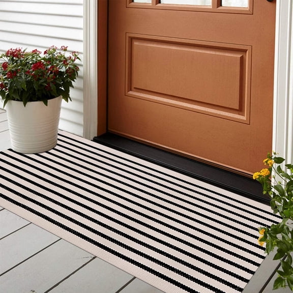 LEEVAN Black and White Striped Outdoor Rug Runner 2x4.3 Layering Doormat Farmhouse Front Porch Rug Cotton Woven Washable Throw Carpet for Hallway/Front Steps/Bathroom/Kitchen/Home Entrance