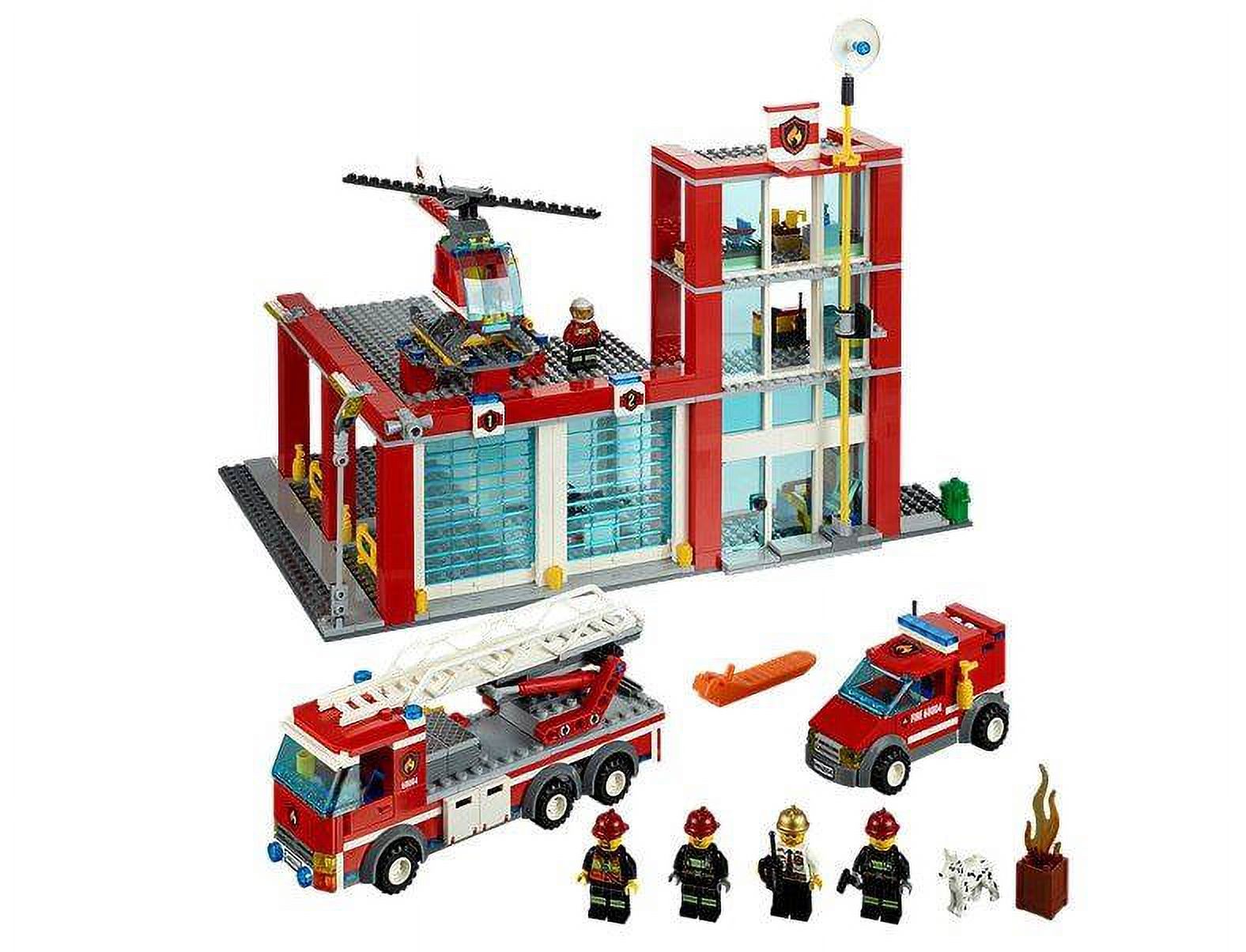 LEGO City Fire Station 60004 - image 1 of 8