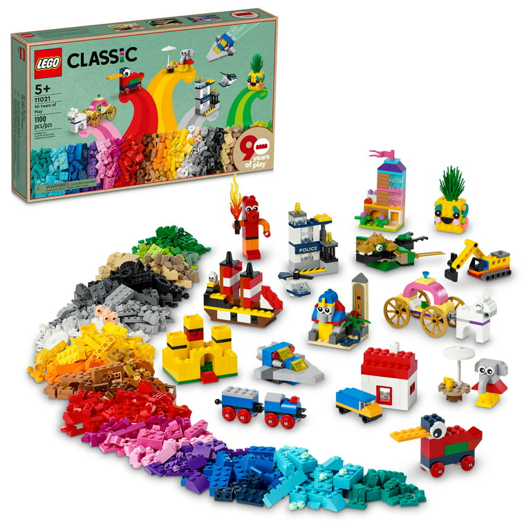 klistermærke tit aktivitet LEGO Classic 90 Years of Play Building Set with 15 Mini Builds 11021 -  Walmart.com