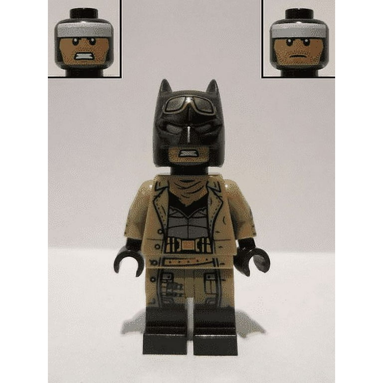  The LEGO Batman Movie MiniFigure - Batman with Utility Belt &  Mic (Beat Boxing Batman) 70922 : Toys & Games