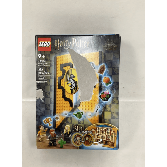 LEGO Harry Potter Hufflepuff House Banner 76412 - Hogwarts Castle Common Room Toy or Wall Decoration, Set with 3 Minifigures and Mandrake, Collectible Travel Toys, Great Gift for Boys, Girls, or Kids