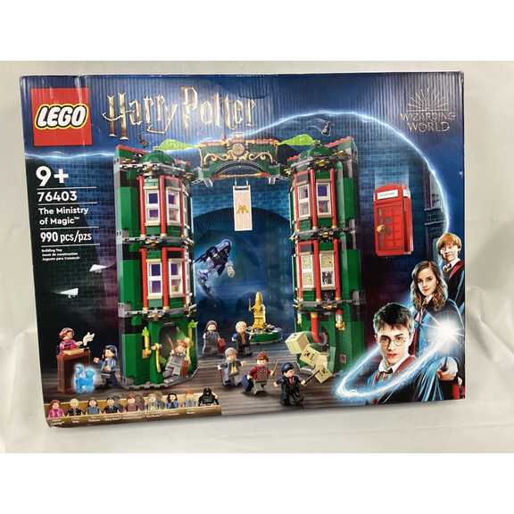LEGO Harry Potter The Ministry of Magic 76403 Modular Model Building Toy with 12 Minifigures and Transformation Feature, Collectible Wizarding World Gifts