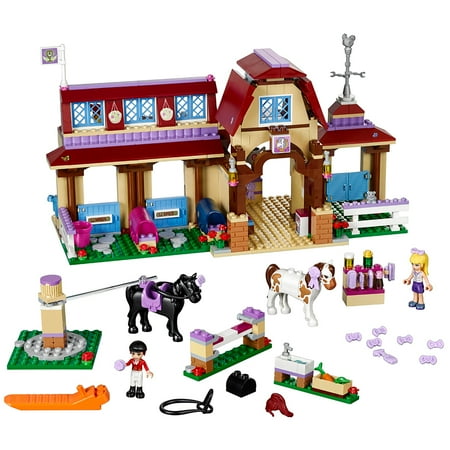 LEGO LEGO Friends Heartlake Riding Club 41126
