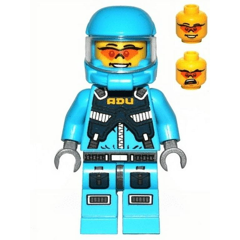 Minifig: Space Wars Unleashed Blue Warrior