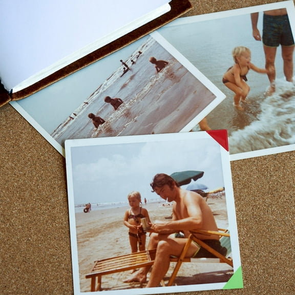 LEORX 10 Sheets Self-adhesive Picture Mounting Corner Stickers Assorted Color PVC for Craft Enthusiasts Scrapbooking