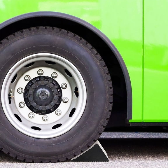 LEORX 2Pcs 4.9x3.0x2.4in Triangular Rubber Chocks for Cars and Trucks Anti-slip and Prevent Rollback in Garage