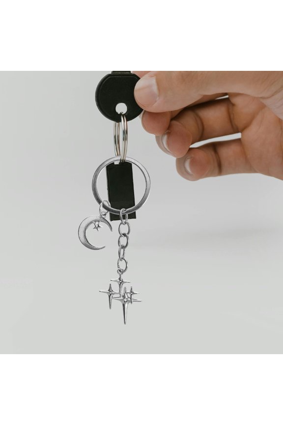 Car Key Holder For Women Star And Moon Keychain Silver 1Pcs Modern Minimalist Design