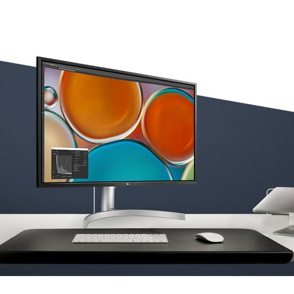 LG 32" Class 4K UHD LED Monitor With VESA Display HDR 600 (31.5" Diagonal)