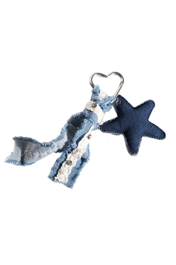 O Versatile Hanging Item for Keys Backpacks and Convenience