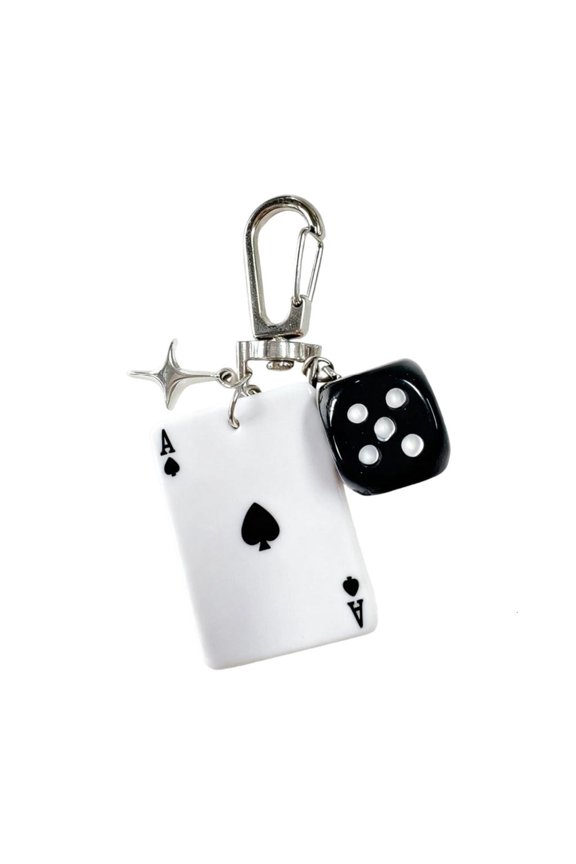 O Versatile Keychain with Poker and Game Pendant for Fashionable Carry Items