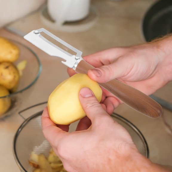 LIFKOME Vegetable Peeling Tool with Stainless Steel Blade and Cane Cutting Tip for Efficient Kitchen Prep