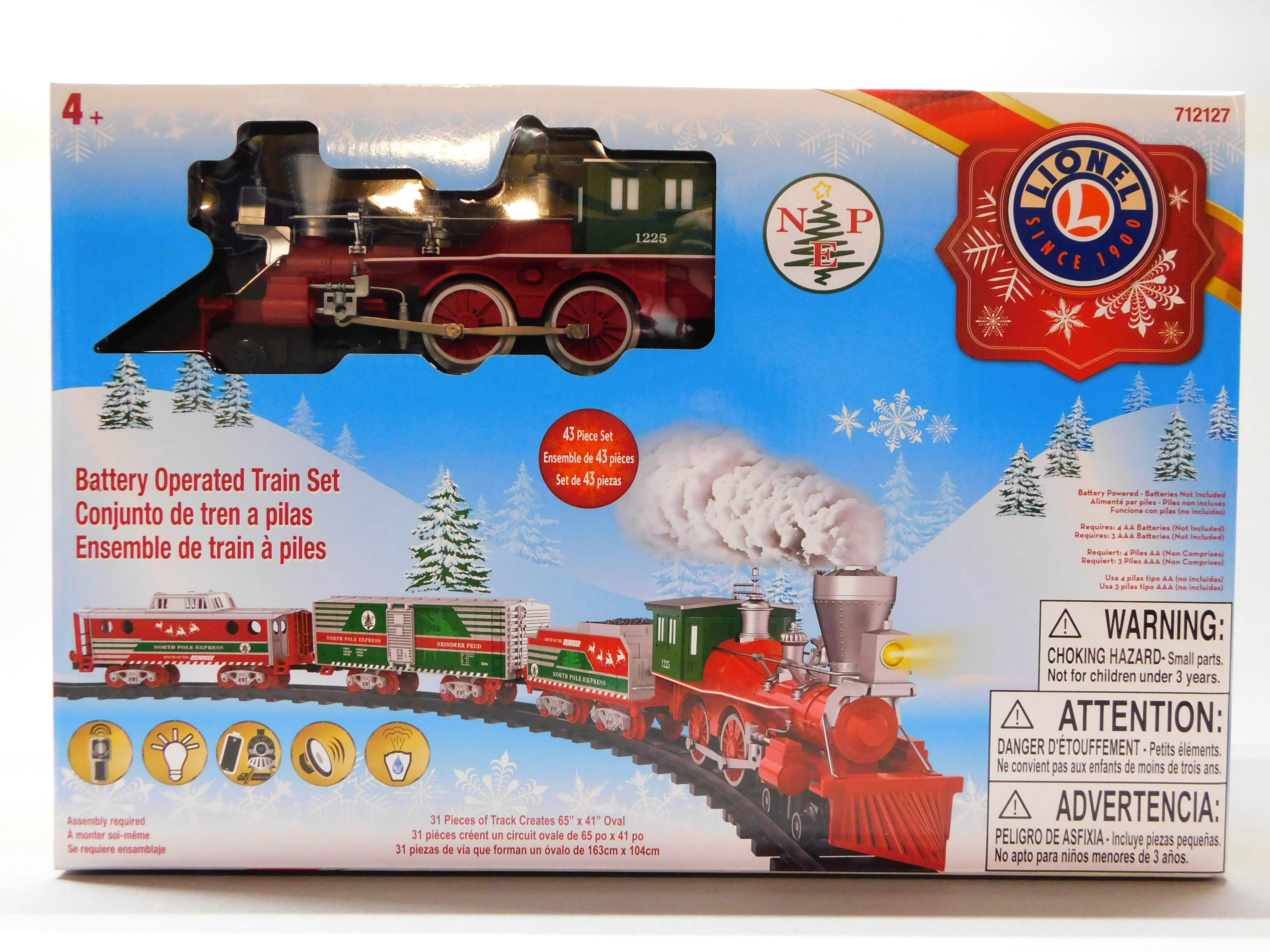 Lionel North Pole Express Battery Operated O-Gauge 43 Piece Train