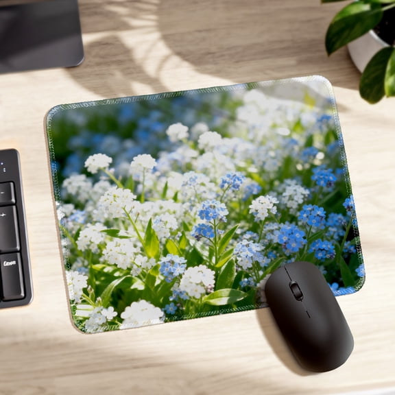 LIVEKEY Mouse Pad Extra Thick Non Slip Stitched Edges Starry Night Treehouse Art Design for Gaming and Office Desk 26x21cm