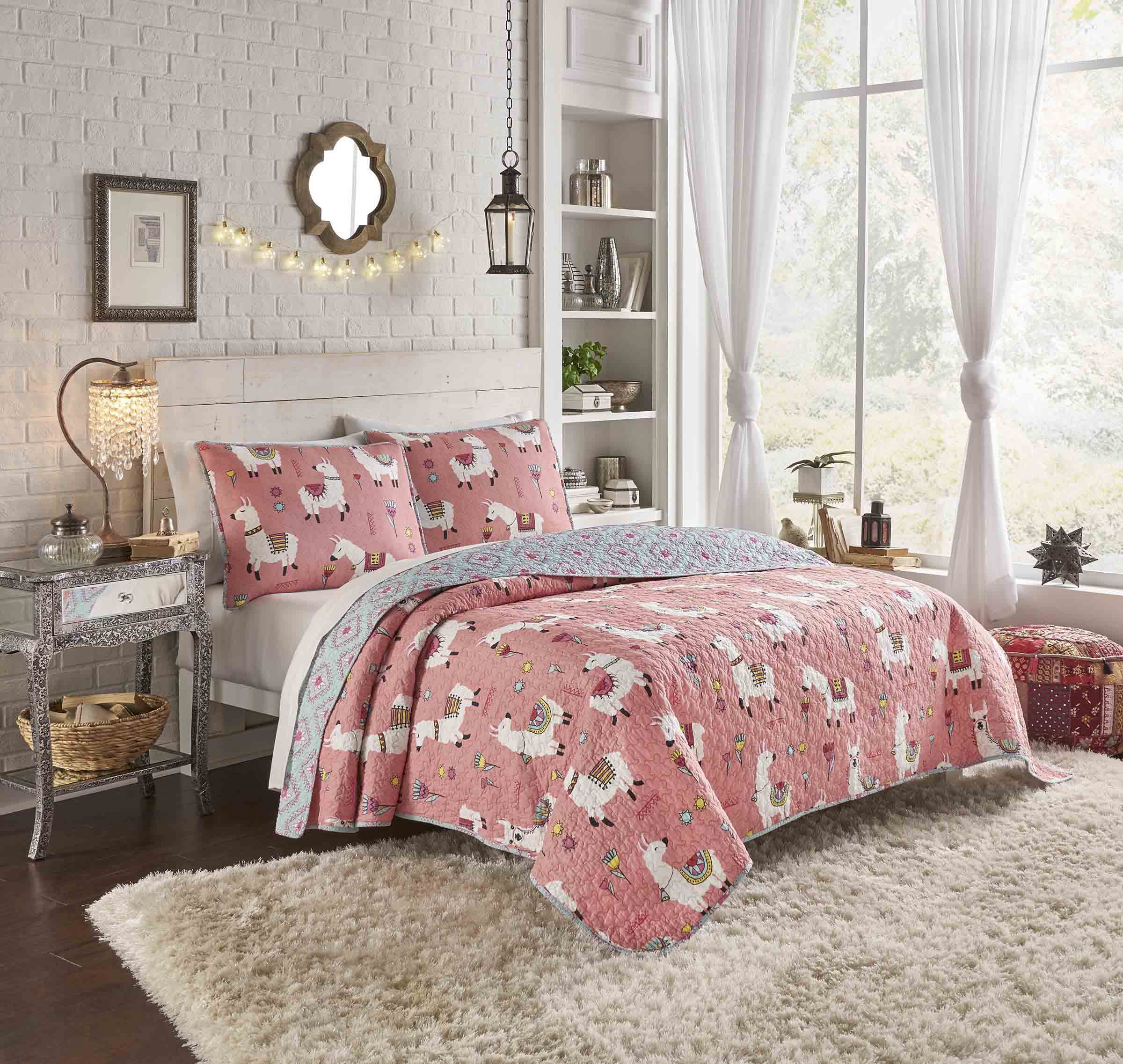 Vue Llama Drama Reversible 3 Piece Quilt Set, Full/Queen