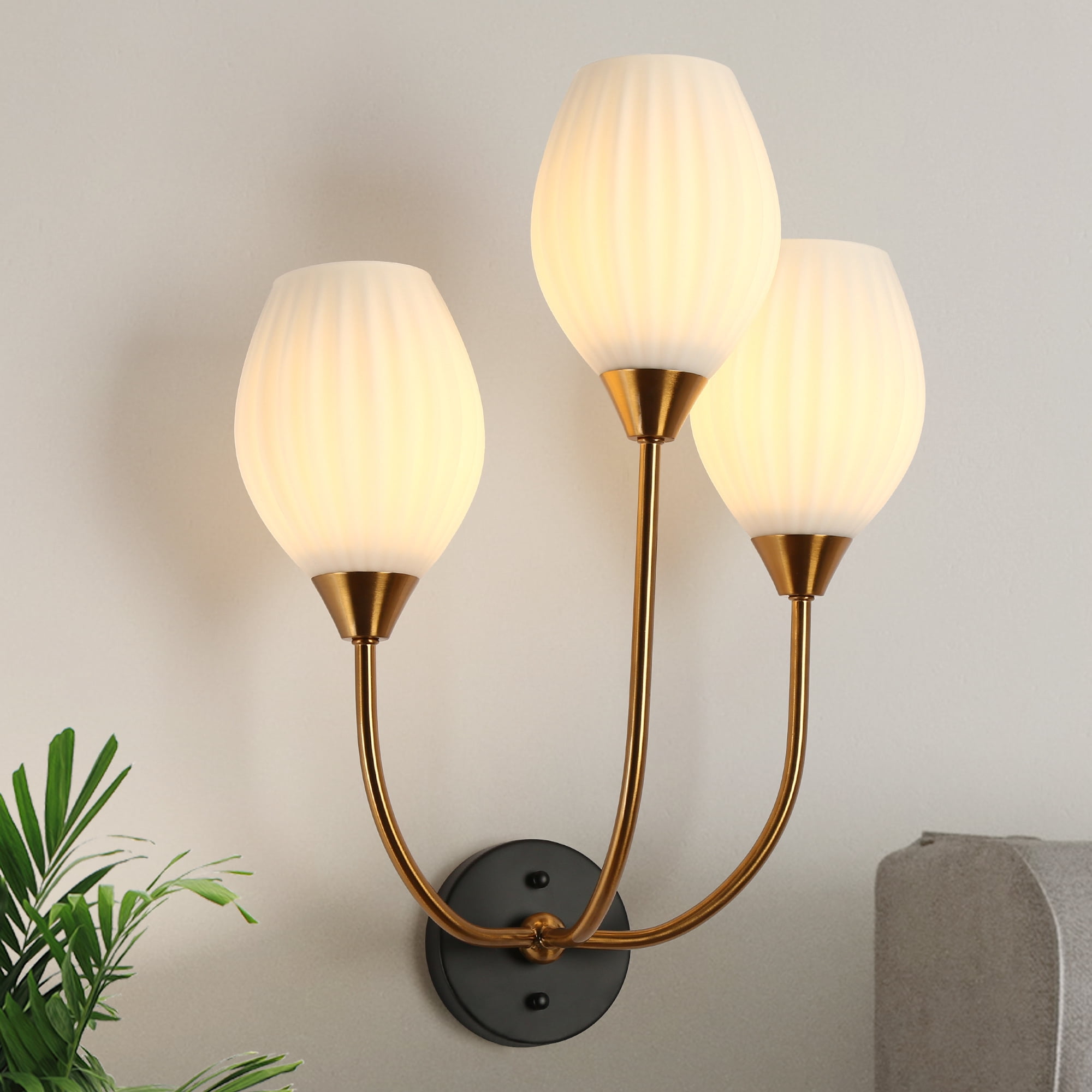 LNC GriseldaFenwick 15.3-in W 3-Light Polished Gold Modern/Contemporary LED Wall Sconce