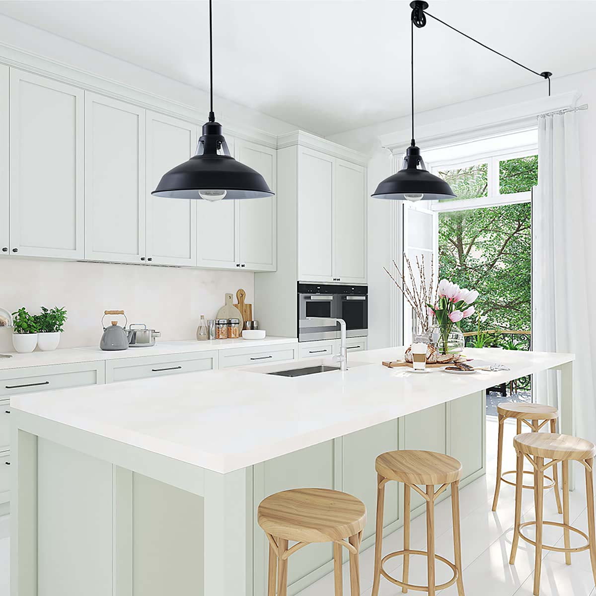 Plug in pendant light with switch outlet