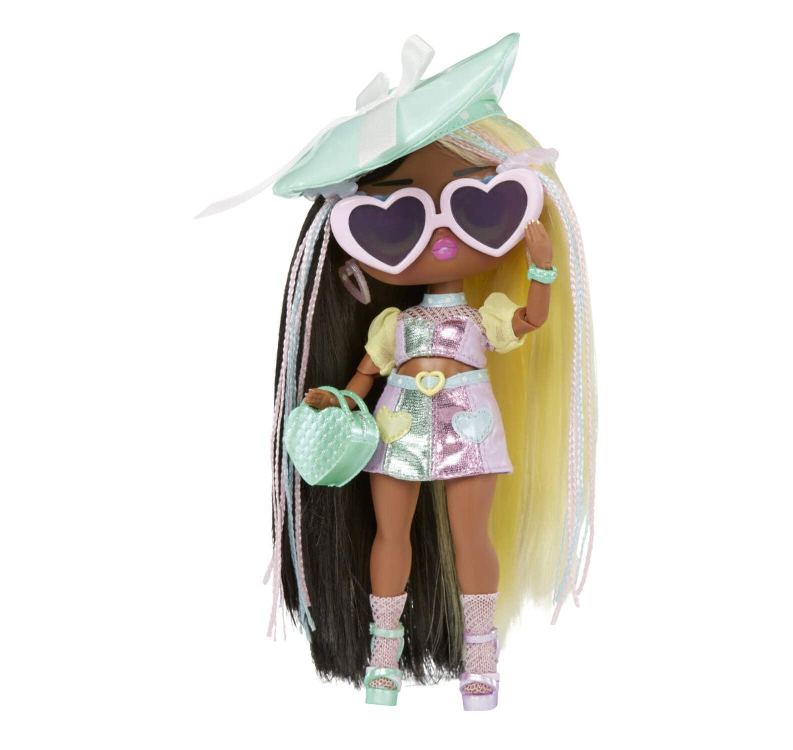 LOL Surprise Tweens Series 4 Fashion Doll Darcy Blush with 15 Surprises and Fabulous Accessories Great Gift for Kids Ages 4+