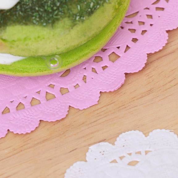 LOLIPPYY 100Pcs Heart Shaped Paper Cake Base Tray with Hollow Design for Cake Display and Decorating