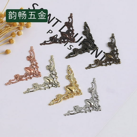 LOLIPPYY 100pcs Photo Mounting Corner Vintage Style Scrapbooking Corner Guard Decorative Antique Book Edge Covers for Scrapbook Menus Album Notebook Folder